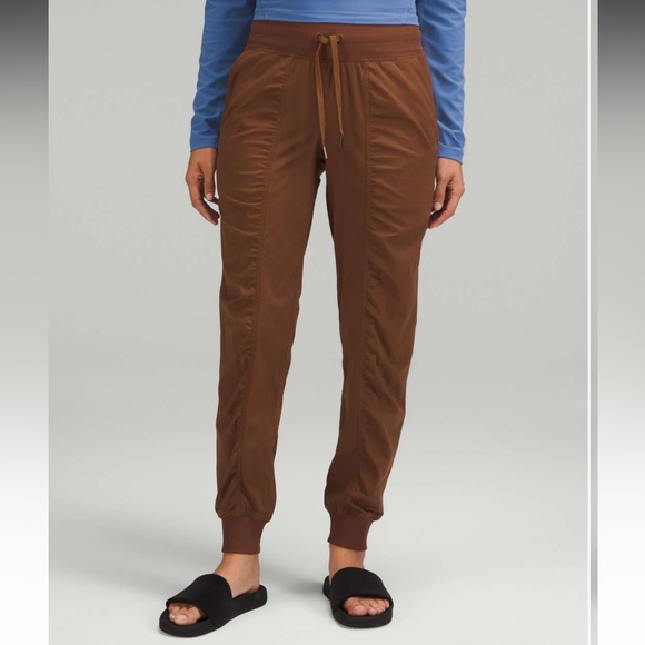 Lululemon Dance Studio Mid-Rise Jogger Roasted Brown Size 16 - Picture 1 of 12